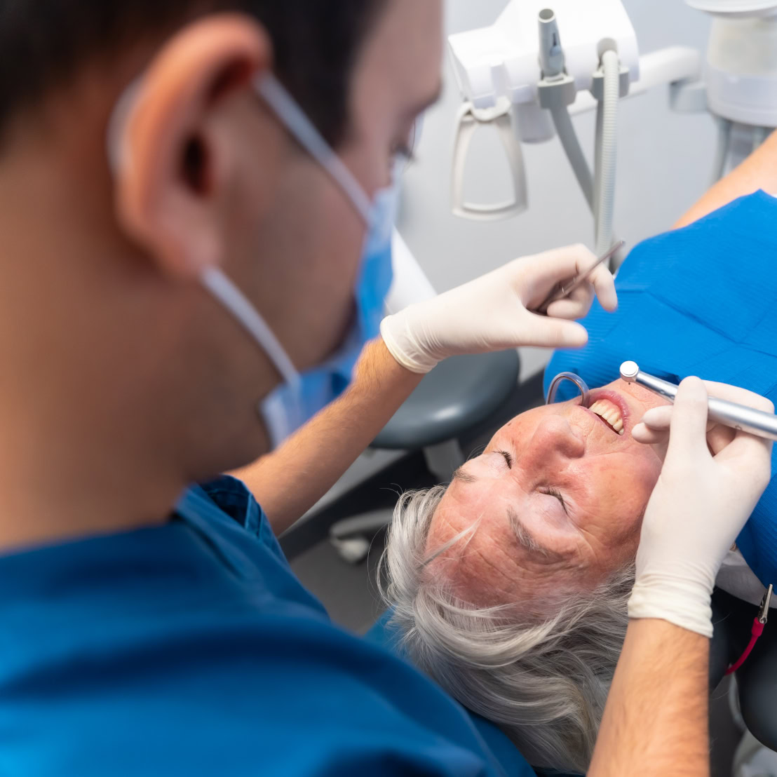 Dental crown treatment at Refresh Dental Care Miranda