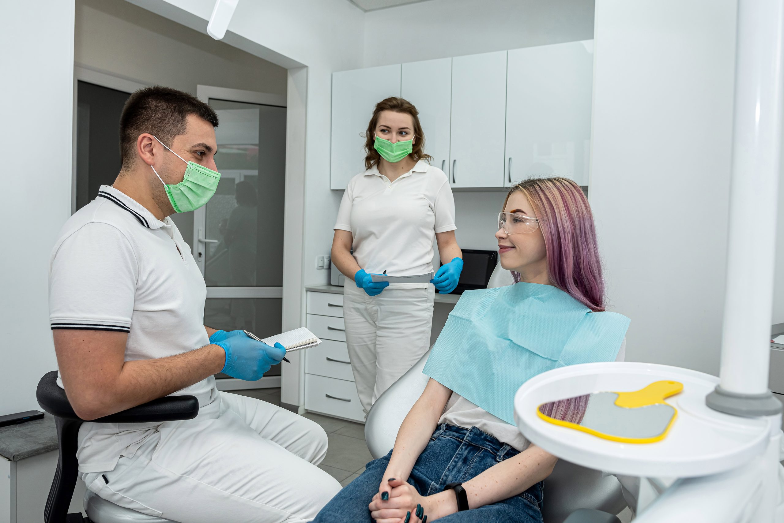 All You Need to Know About Dental Implant Treatment Timeline and Progression